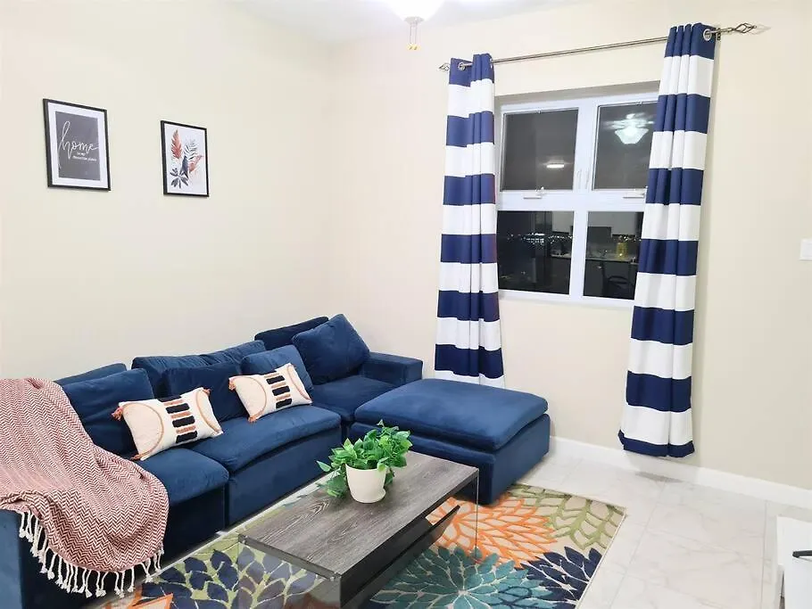 金斯敦Lofts 2B/R Lounge With City Views, Gym, Tennis Court公寓 0*, 金斯敦 牙买加